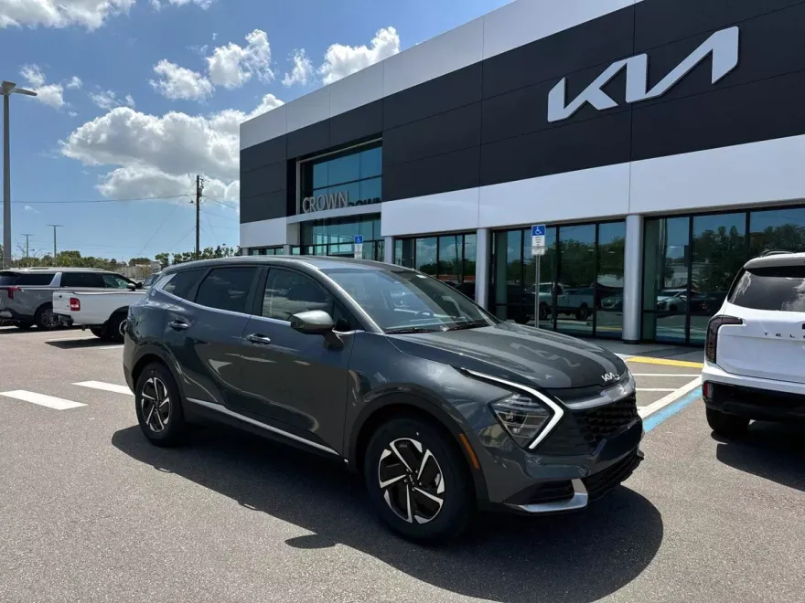 2025 Kia Sportage Hybrid LX photo 1