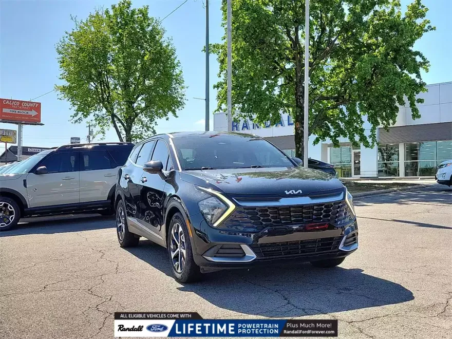 2023 Kia Sportage EX photo 1