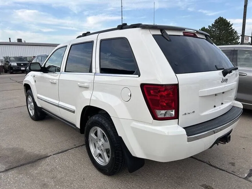 2005 Jeep Grand Cherokee Limited photo 1