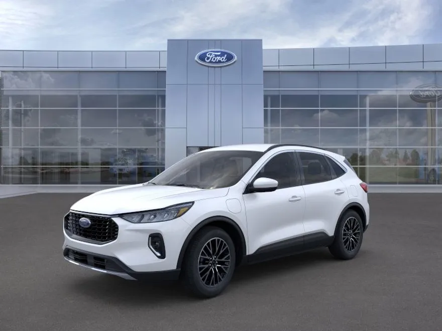 2023 Ford Escape Titanium photo 1