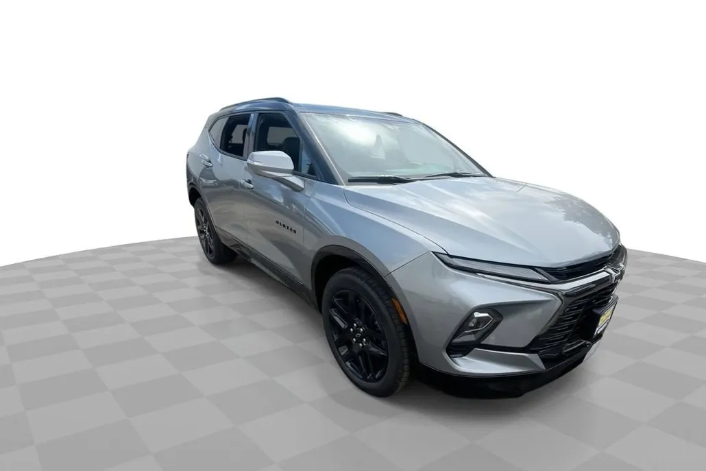 2025 Chevrolet Blazer RS photo 1
