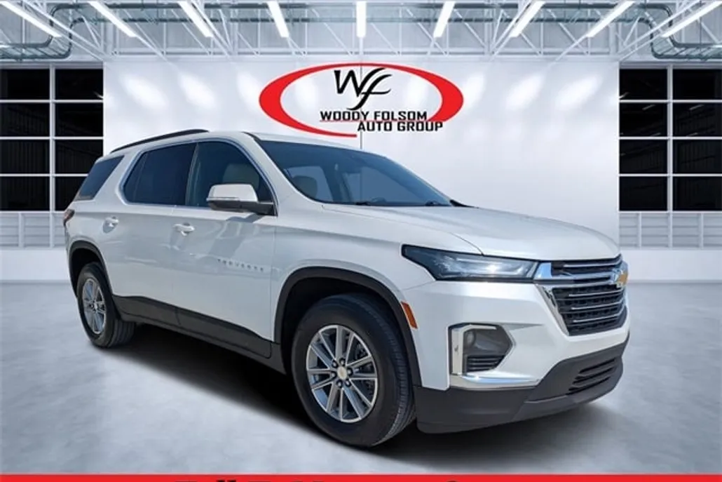 2023 Chevrolet Traverse Cloth 1LT photo 1