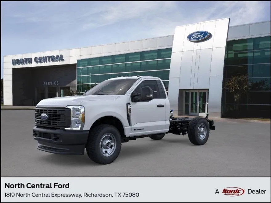 2025 Ford F-350 XL photo 1