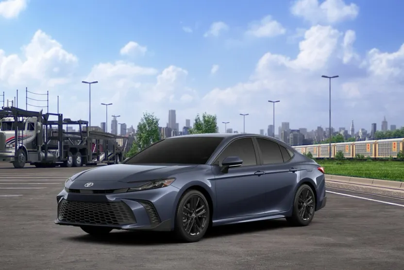 2026 Toyota Camry SE photo 1