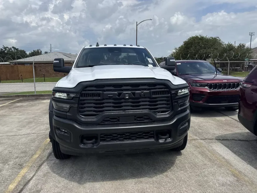 2026 Ram 5500 Tradesman photo 1