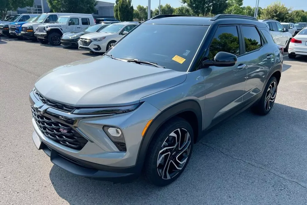 2025 Chevrolet Trailblazer RS photo 1