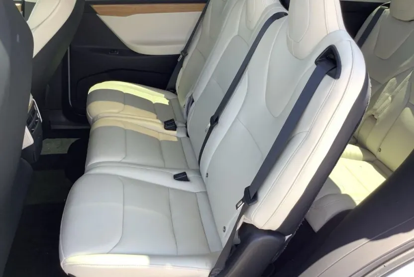 2019 Tesla Model X Long Range photo 1