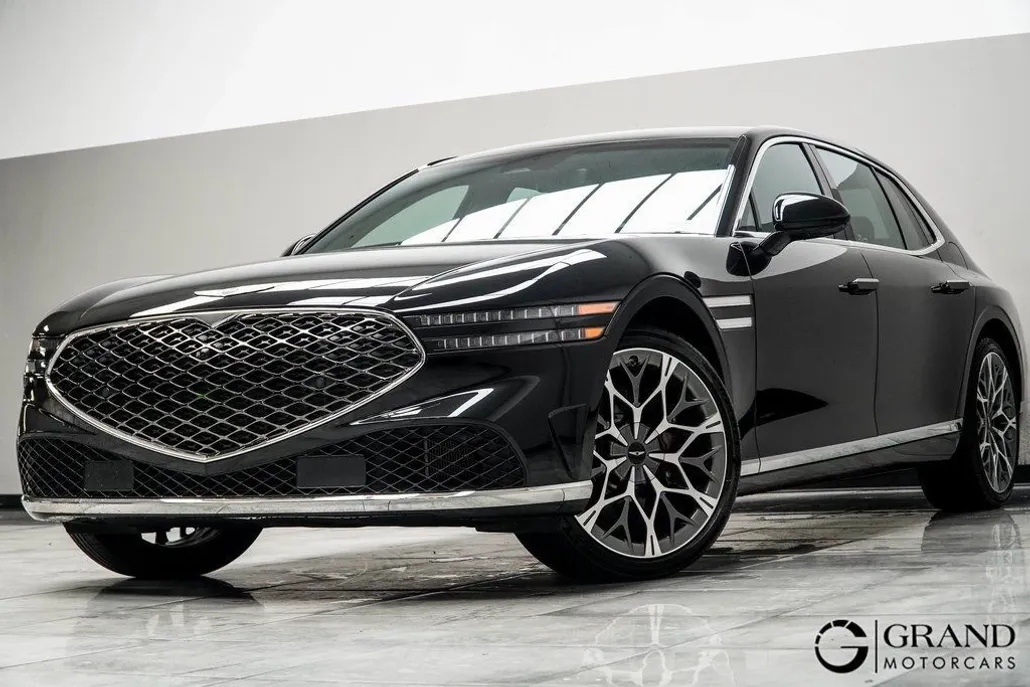 2024 Genesis G90 3.5T AWD photo 1