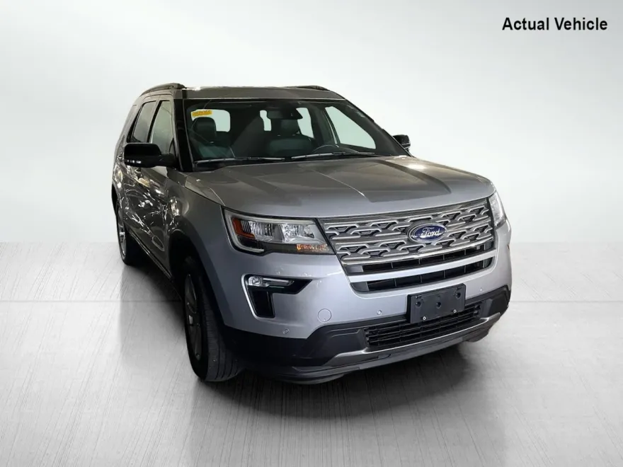 2018 Ford Explorer XLT photo 1