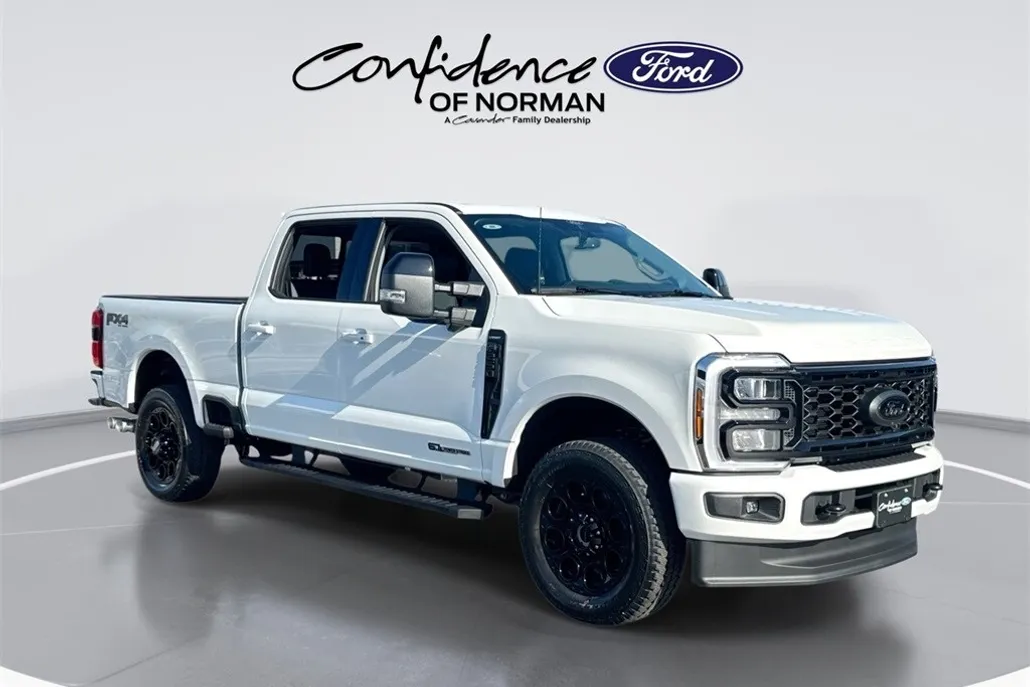 2025 Ford F-250 photo 1