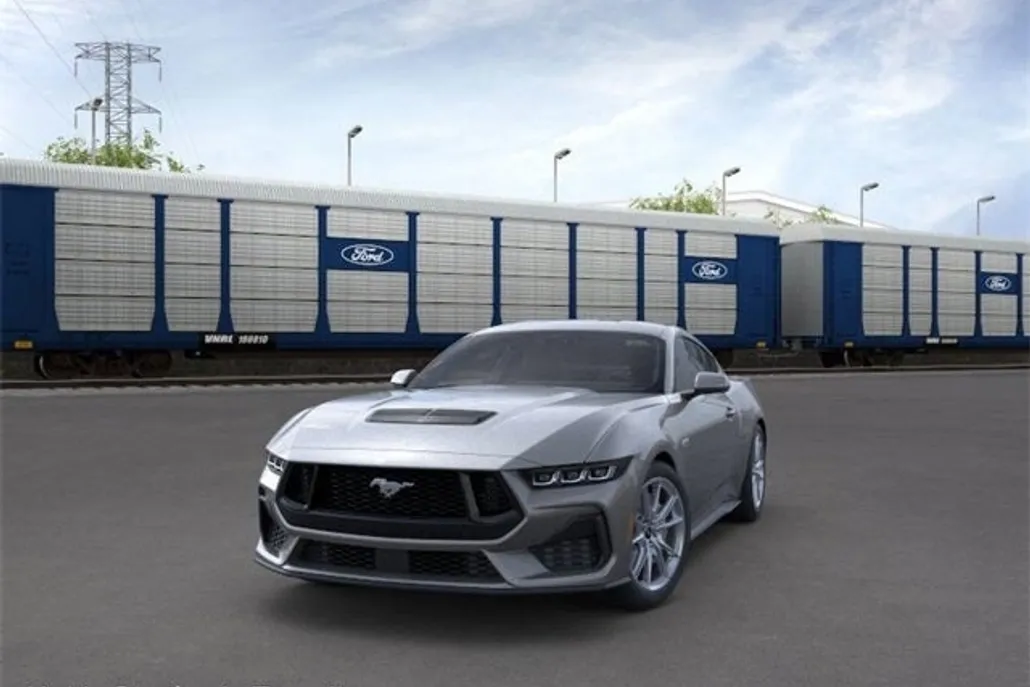 2025 Ford Mustang GT Premium photo 1