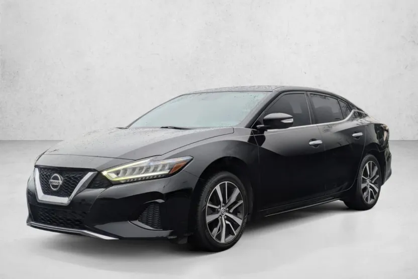 2019 Nissan Maxima SV photo 1