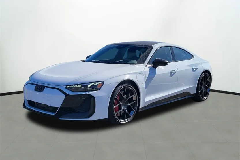 2025 Audi RS e-tron GT Base photo 1
