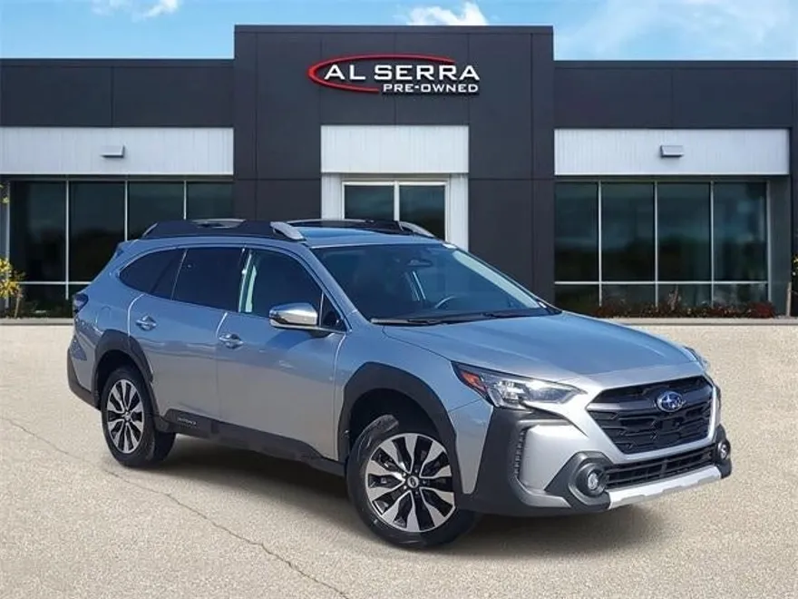 2023 Subaru Outback Touring XT photo 1