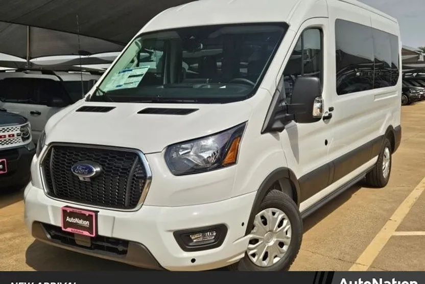 2025 Ford Transit photo 1
