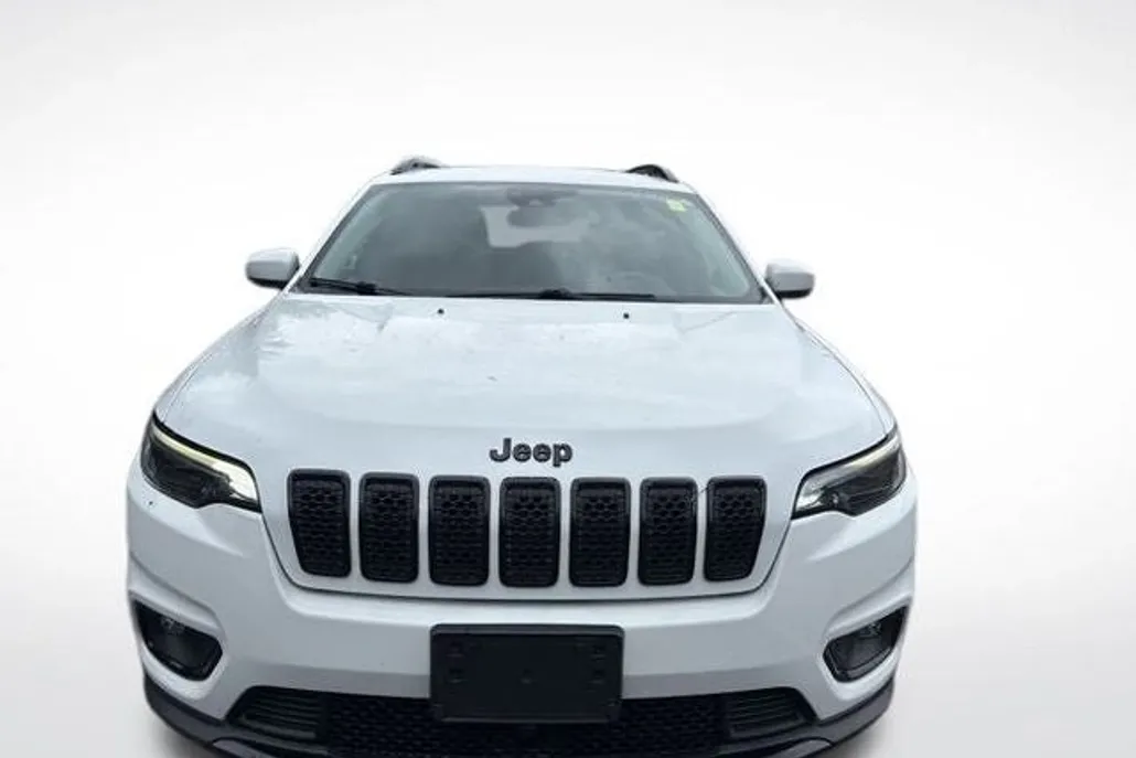 2021 Jeep Cherokee Altitude photo 1