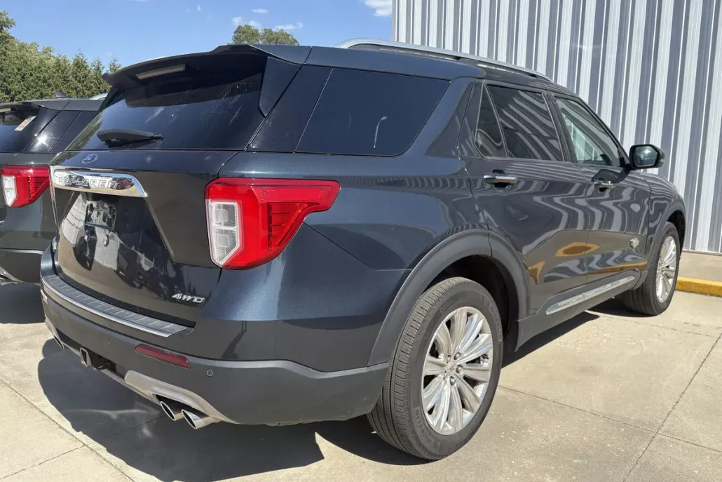 2022 Ford Explorer King Ranch photo 1