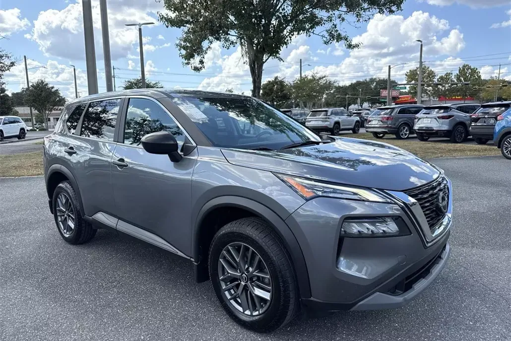 2023 Nissan Rogue S photo 1