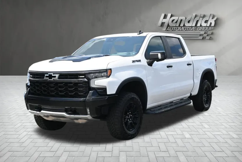 2024 Chevrolet Silverado 1500 ZR2 photo 1