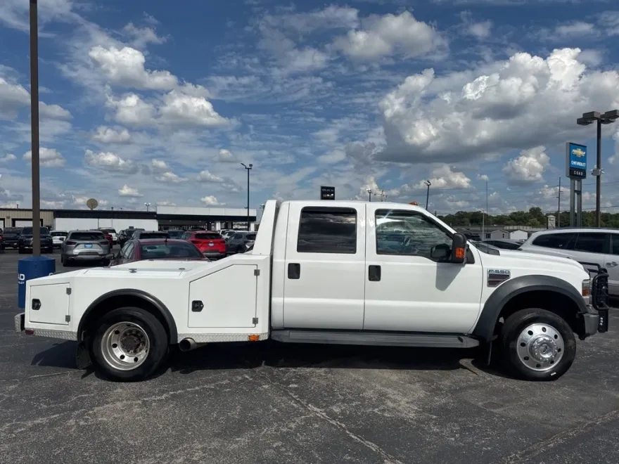 2008 Ford F-550 XL photo 1