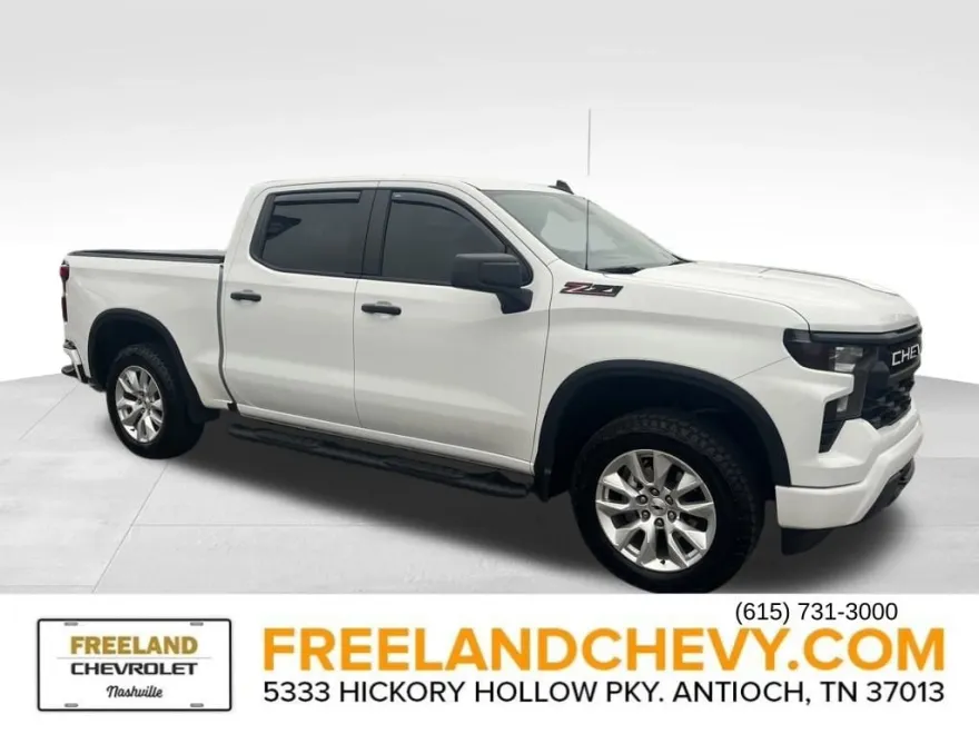 2025 Chevrolet Silverado 1500 Custom photo 1
