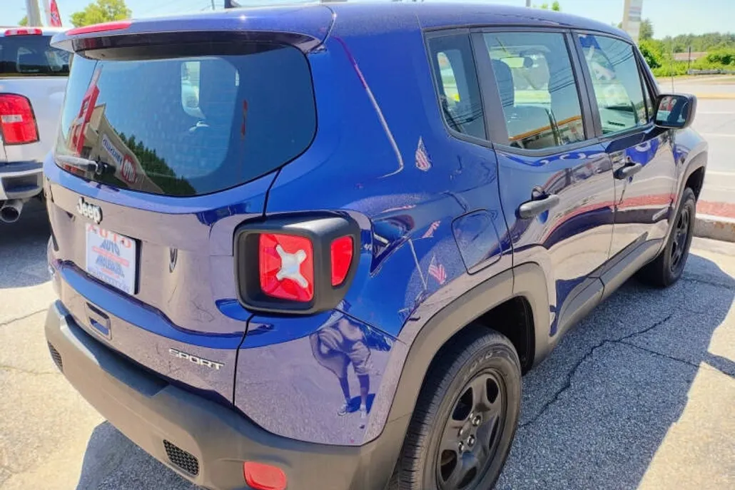 2019 Jeep Renegade Sport photo 1