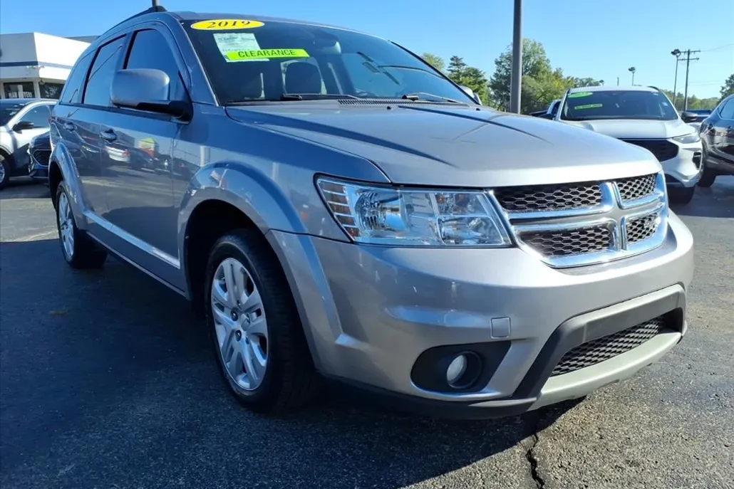 2019 Dodge Journey SE photo 1