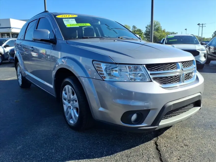 2019 Dodge Journey SE photo 1