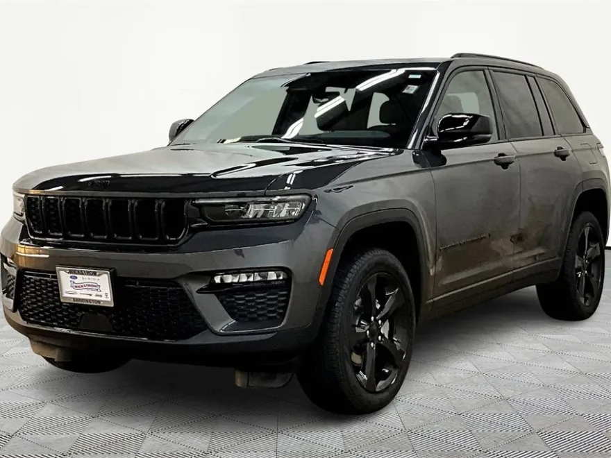 2025 Jeep Grand Cherokee Limited photo 1