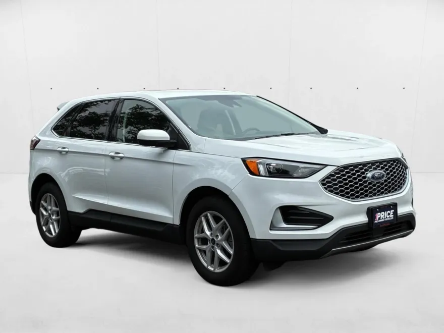 2024 Ford Edge SEL photo 1