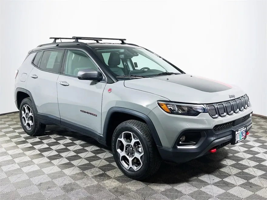 2022 Jeep Compass Trailhawk photo 1