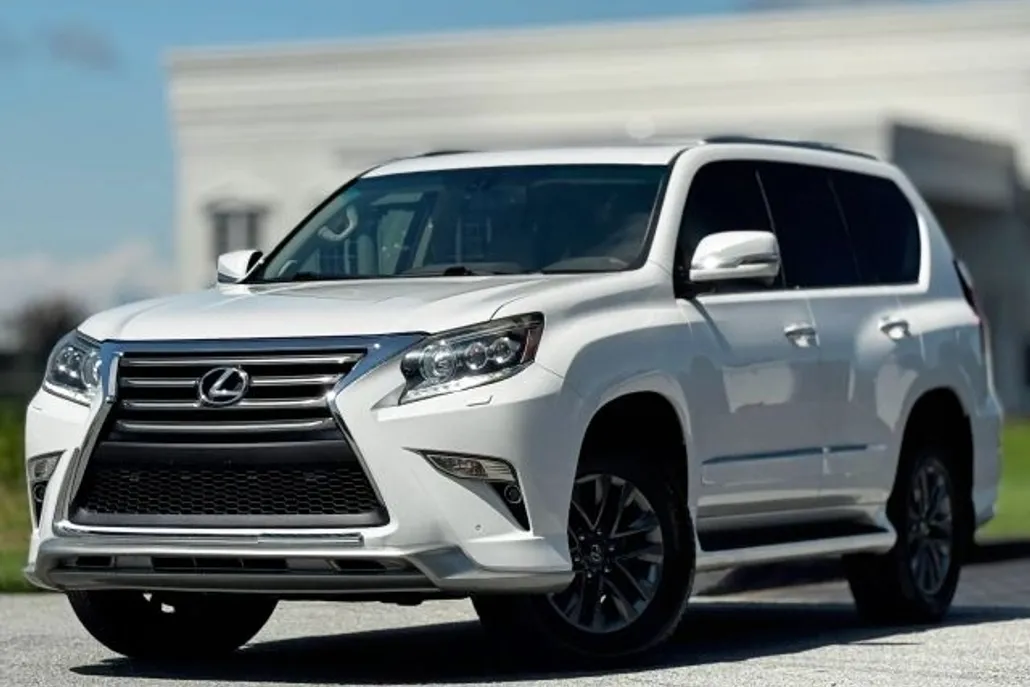 2017 Lexus GX 460 photo 1