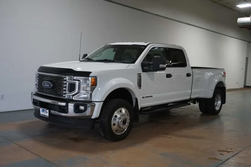2022 Ford F-450 XLT photo 1