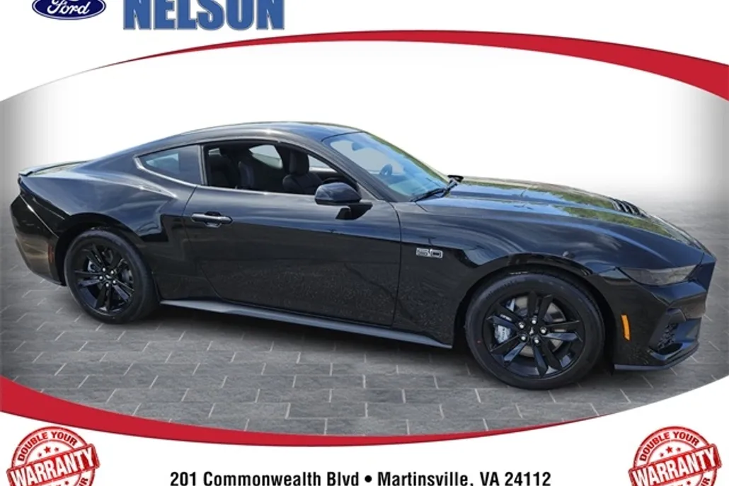 2025 Ford Mustang GT photo 1