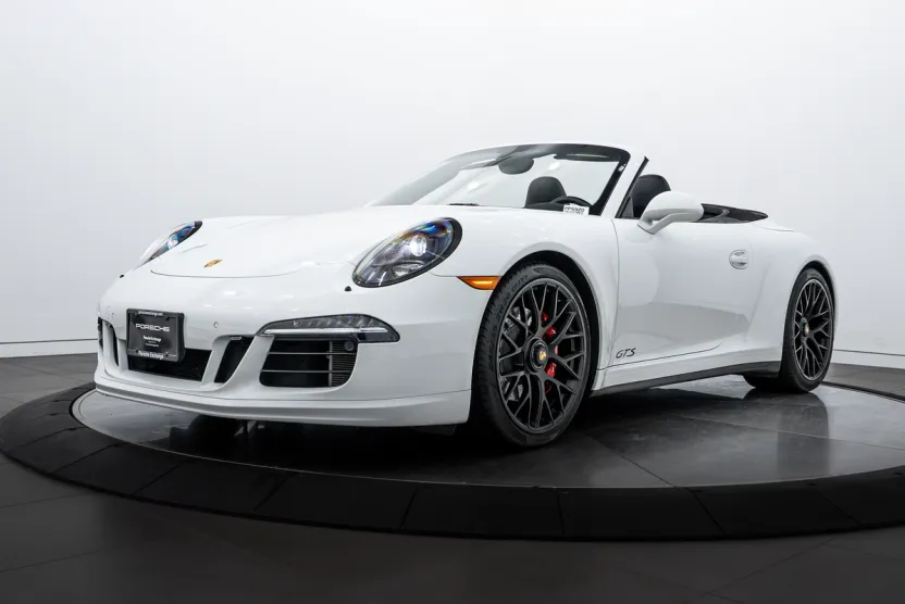 2015 Porsche 911 4S GTS photo 1