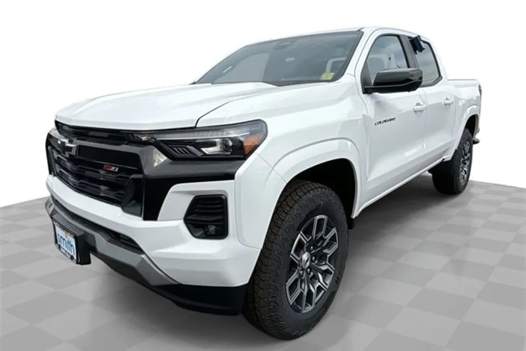 2026 Chevrolet Colorado Z71 photo 1