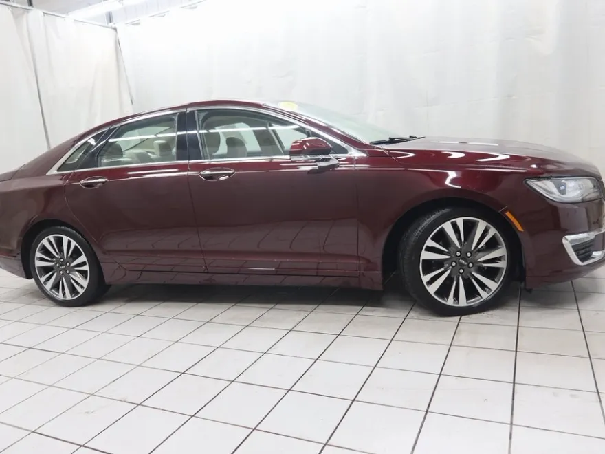 2018 Lincoln MKZ Reserve photo 1