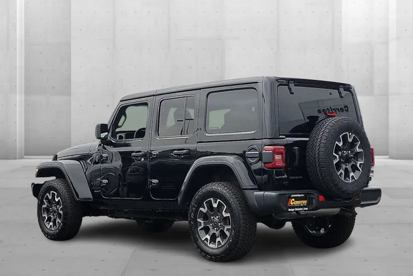 2025 Jeep Wrangler Sahara photo 1