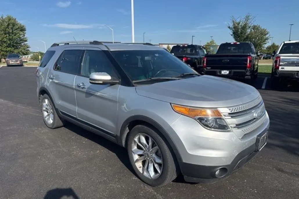 2011 Ford Explorer Limited photo 1