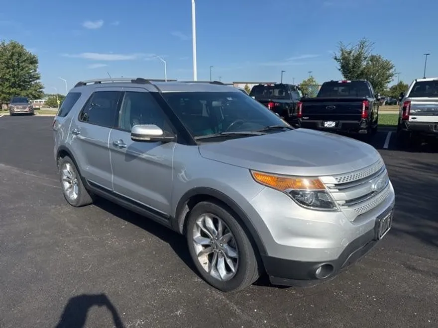 2011 Ford Explorer Limited photo 1