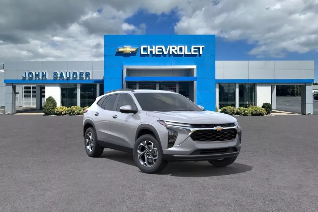2025 Chevrolet Trax LT photo 1