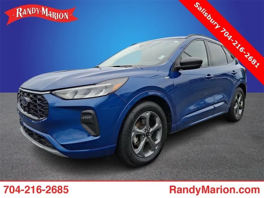 2023 Ford Escape ST-Line photo 1