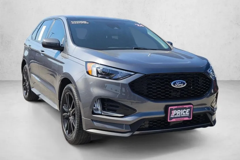 2024 Ford Edge ST-Line photo 1