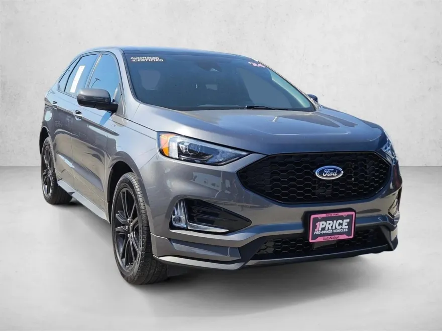 2024 Ford Edge ST-Line photo 1