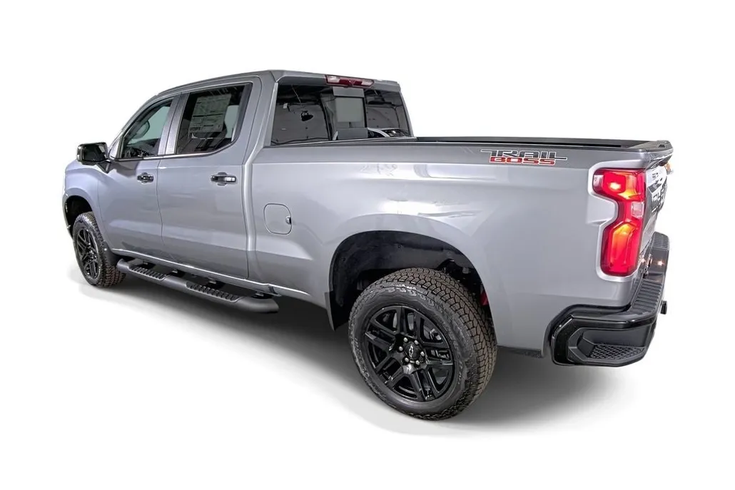 2026 Chevrolet Silverado 1500 LT Trail Boss photo 1