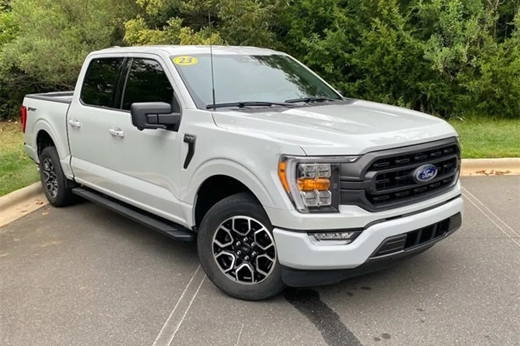 2023 Ford F-150 XLT photo 1