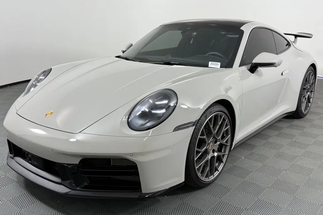 2025 Porsche 911 S photo 1