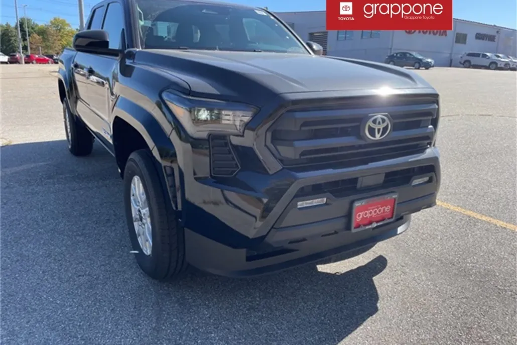 2025 Toyota Tacoma SR5 4x4 Double Cab photo 1