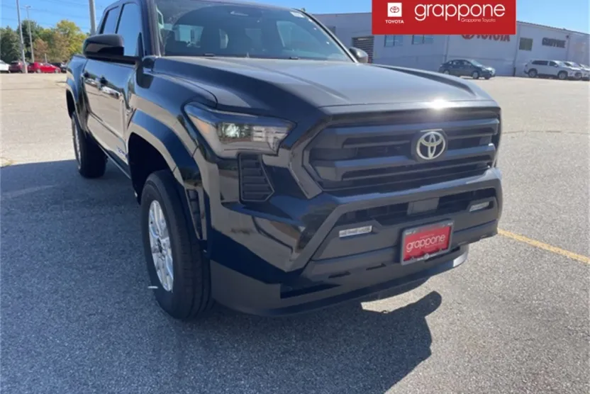 2025 Toyota Tacoma SR5 4x4 Double Cab photo 1
