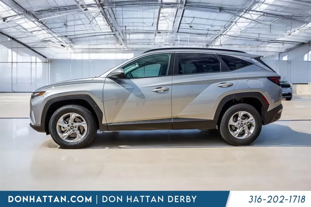 2024 Hyundai Tucson SEL photo 1